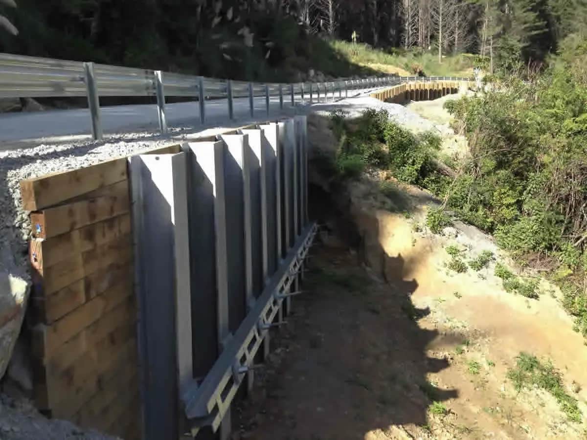 Pīpīwai Road Drop Out Repair